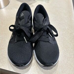 Black Adidas Women’s Tennis Shoes